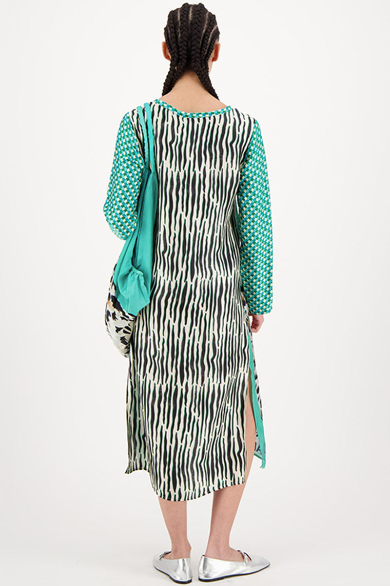 VIOLET V-NECK T-DRESS