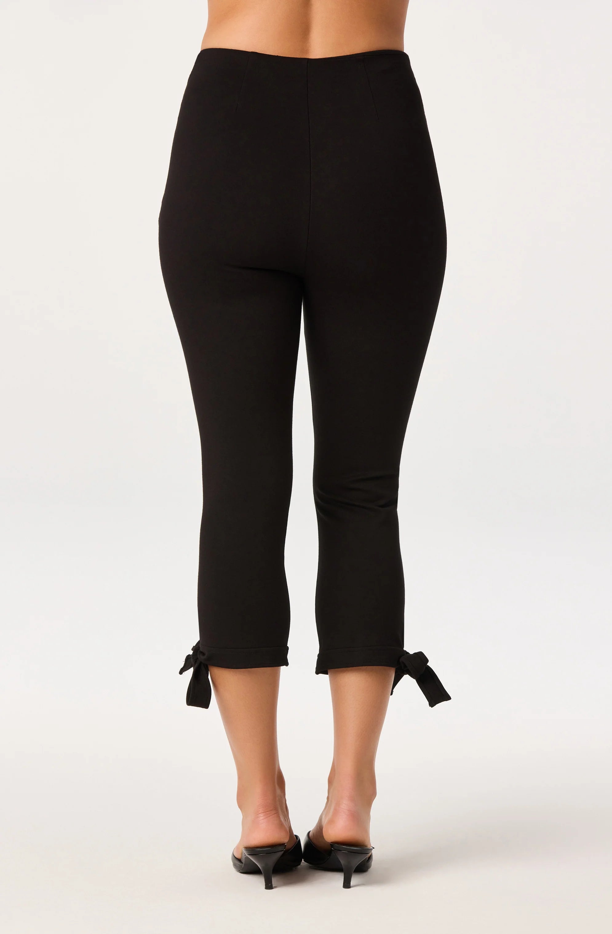 ELIZA CAPRI PANTS