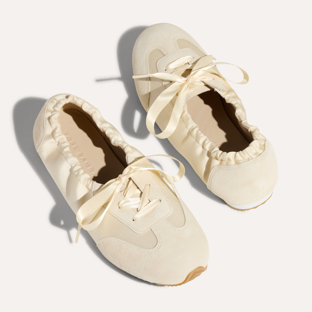 AVA SNEAKER
