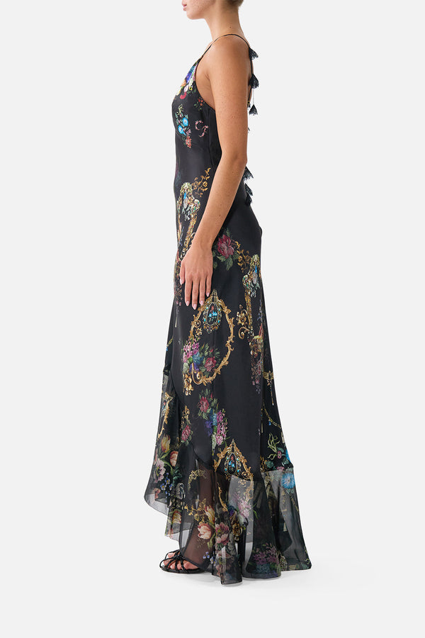 V NECK SLIP W/ FLOUNCE HEM