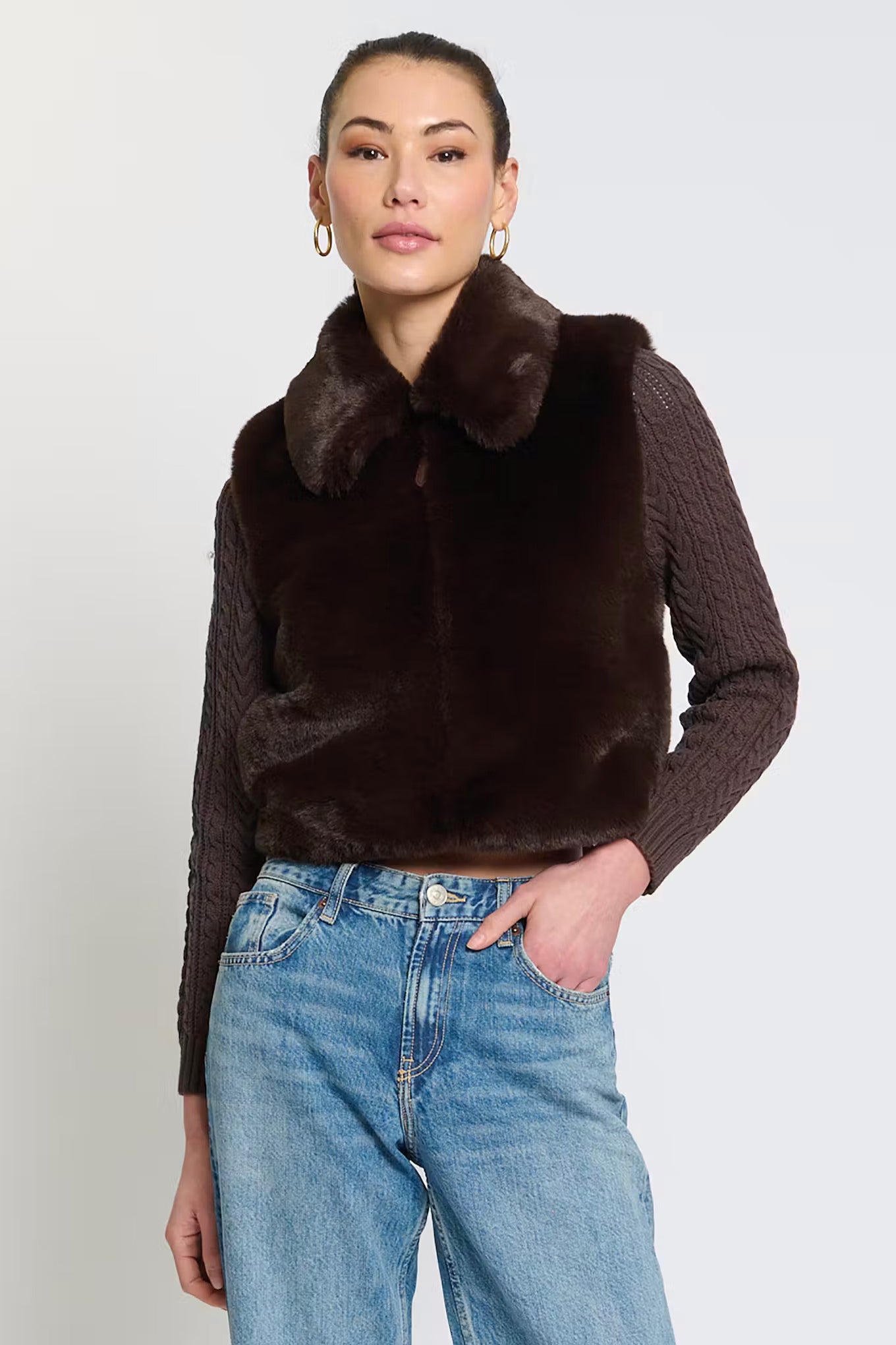 MAIA CROPPED FUR CABLED SLEEVES SWEATER