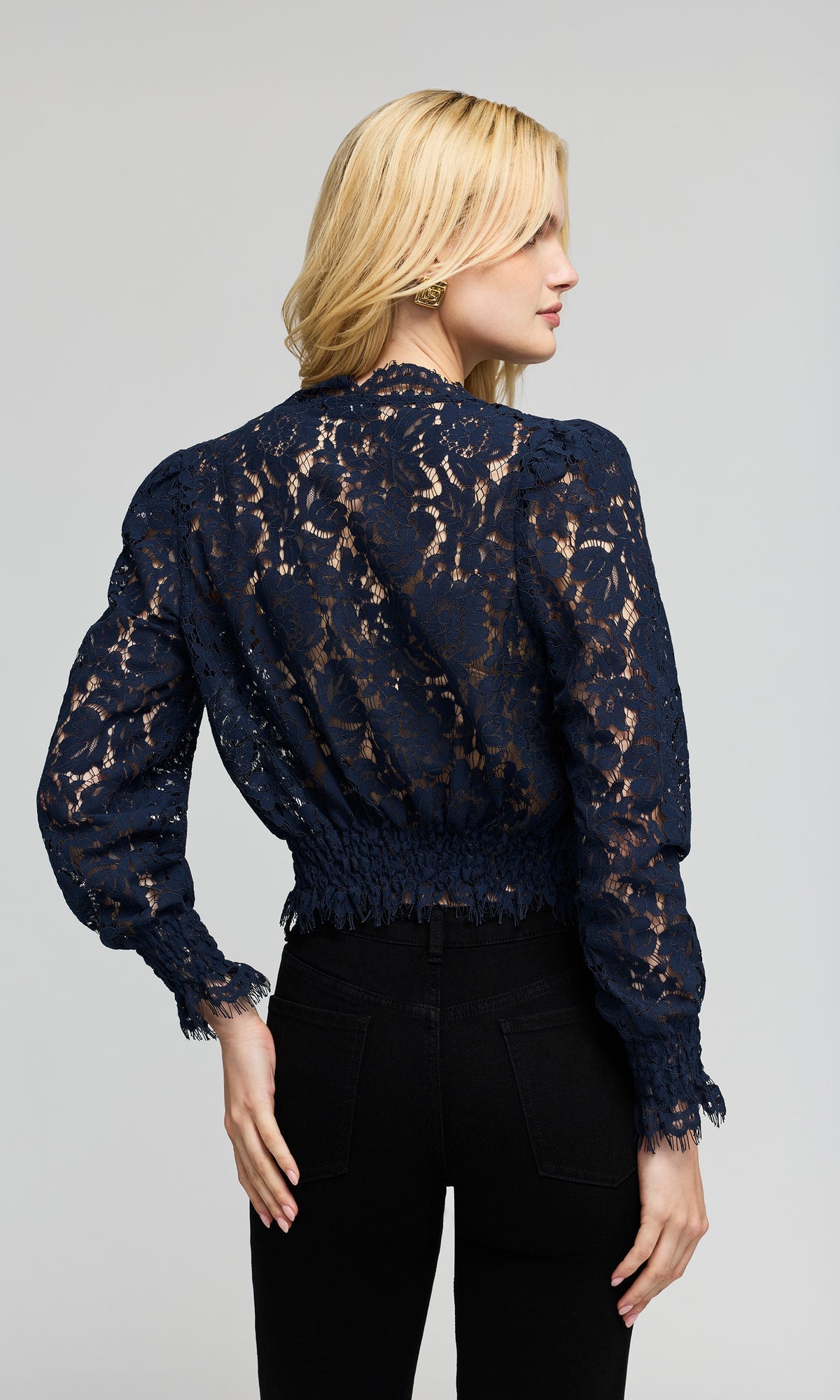 KAIRI LACE BLOUSE