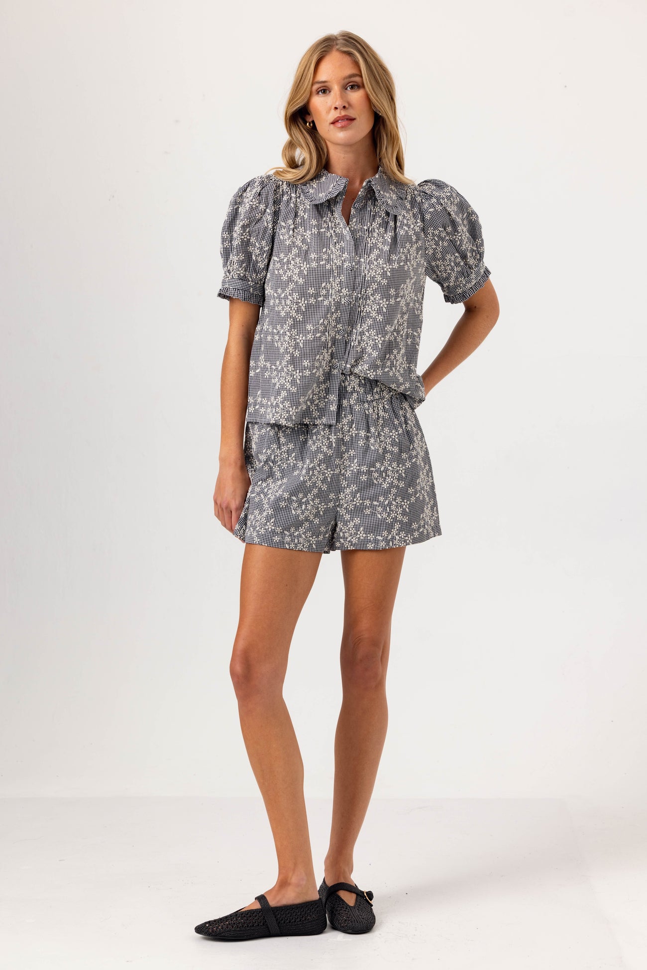 EMBROIDERED FULLER SHORTS