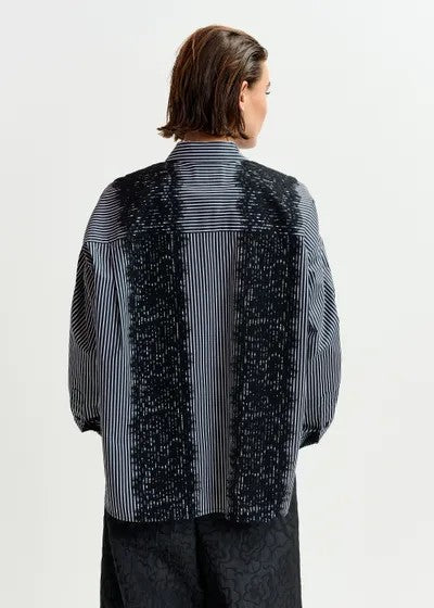 ISAN LACE TRIM SHIRT