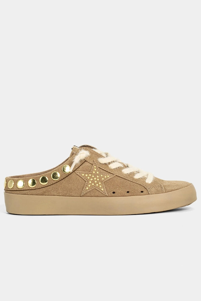PIA SNEAKER
