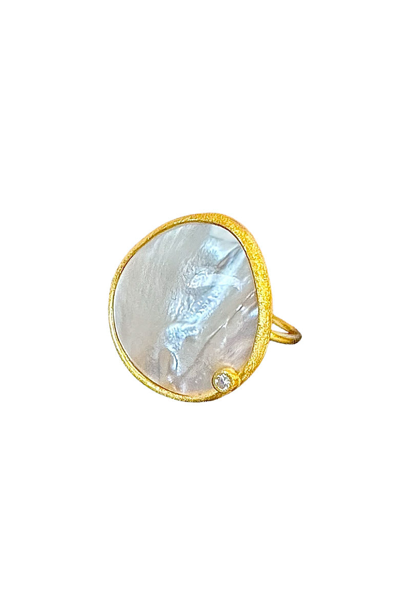 MOTHER OF PEARL CZ RING
