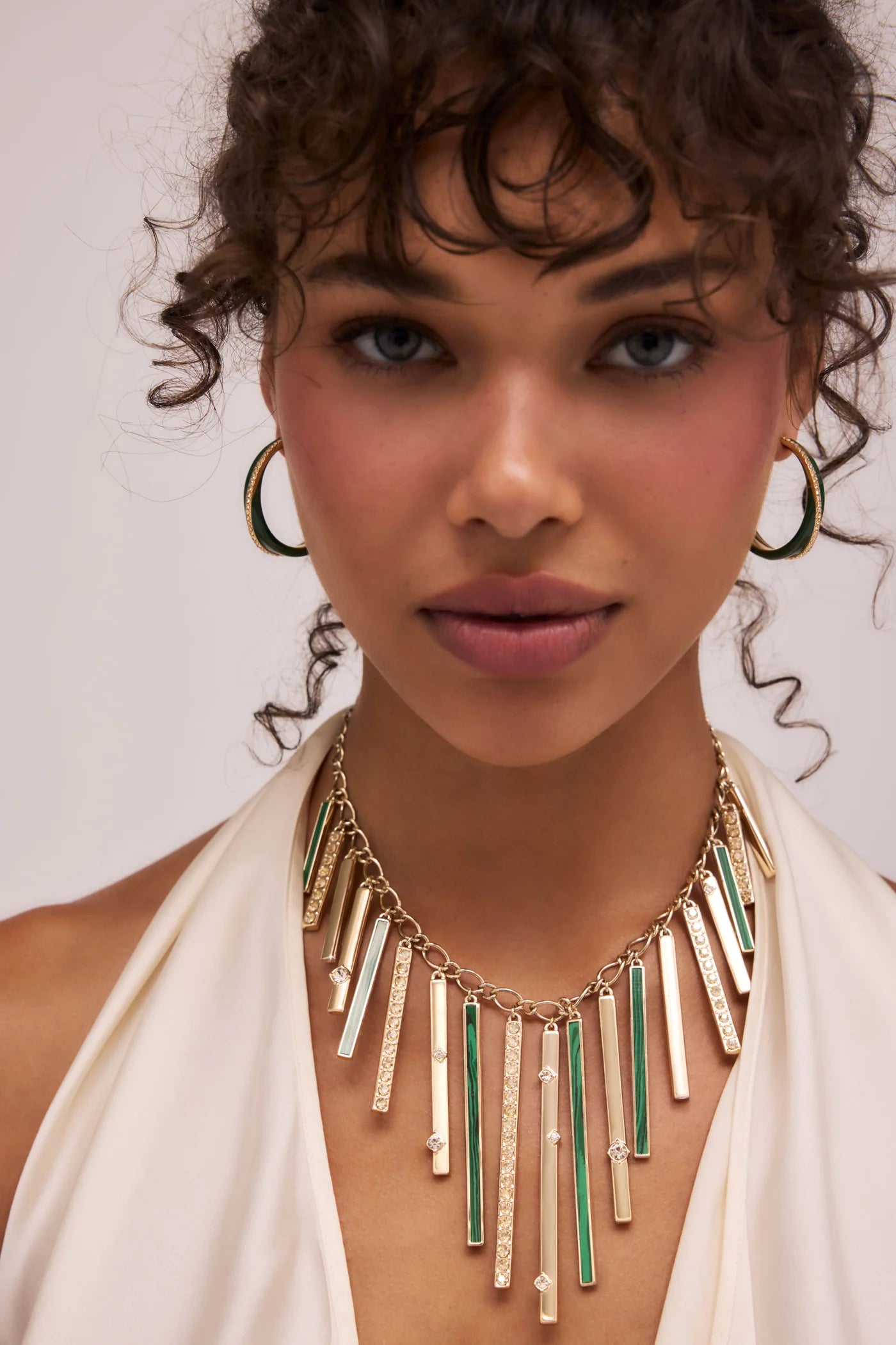 MILA NECKLACE