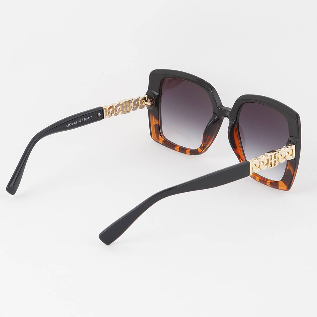 Two Toned Retro Cateye Sunglasses: MIX