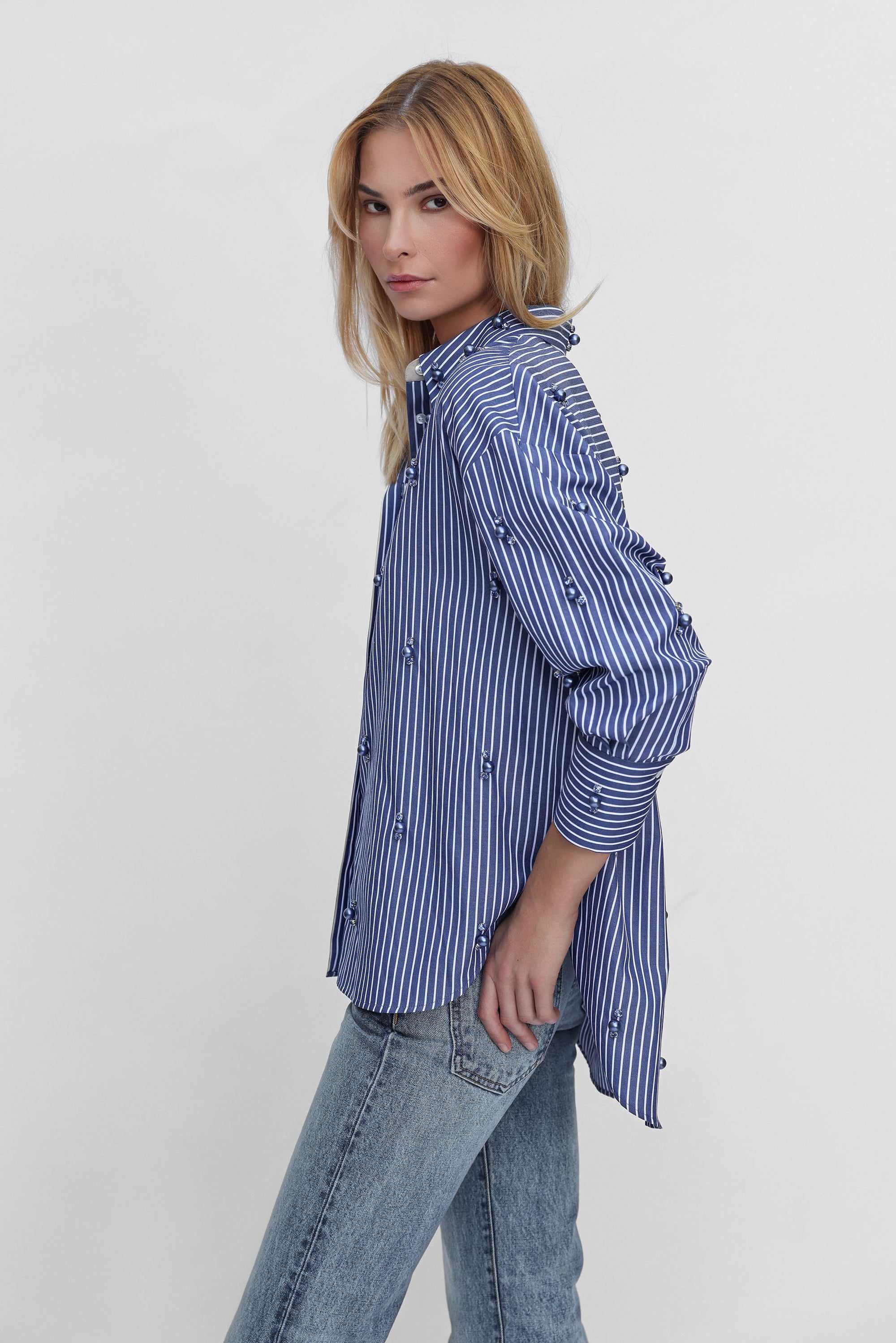 ECHO CRYSTAL BOYFRIEND SHIRT