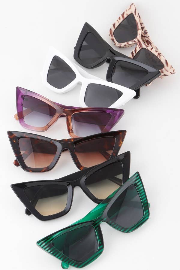 Retro Sharp Cateye Gradient Sunglasses: MT
